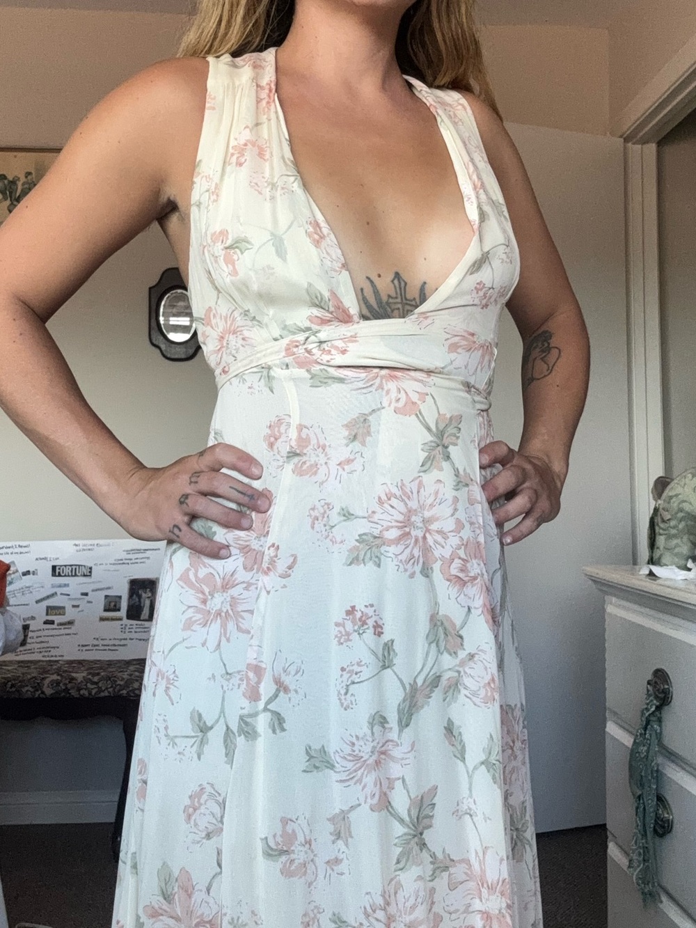 Dress - Picture 7 of 11